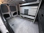 Opel Combo 1.5D 131PK Automaat L2H1 Navi Airco Pdc Dakdragers Apple Carplay Android Auto Cruise DAB Edition Schuifdeur Betonplex Wandbetimmering Bott Inbouwkast Regen-Lichtsensor 1e Eigenaar Origineel Nederlandse Bedrijfswagen