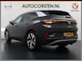 Volkswagen ID.4 First 82kWh SOH 93% Warmtepomp Trekhaak Camera Adap.Cruise Apple Carplay Android Auto Stuur+Stoelverwarming Navi Ecc Pdc Lmv 20" Led Wifi Voorruitverwarming DAB Isofix Verkeersbord detectie 1.000KG Trekgewicht 1e Eigenaar Dealeronderhouden
