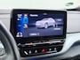 Volkswagen ID.4 First 82kWh SOH 93% Warmtepomp Trekhaak Camera Adap.Cruise Apple Carplay Android Auto Stuur+Stoelverwarming Navi Ecc Pdc Lmv 20" Led Wifi Voorruitverwarming DAB Isofix Verkeersbord detectie 1.000KG Trekgewicht 1e Eigenaar Dealeronderhouden