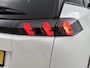 Peugeot e-2008 EV Allure Pack 50 kWh 136pk Automaat | 1ste Eigenaar | Navigatie | Climate Control | Adaptieve Cruise Control | Camera | 17"LMV | LED | Apple Carplay/Android Auto |