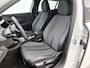 Peugeot e-2008 EV Allure Pack 50 kWh 136pk Automaat | 1ste Eigenaar | Navigatie | Climate Control | Adaptieve Cruise Control | Camera | 17"LMV | LED | Apple Carplay/Android Auto |