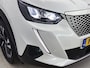 Peugeot e-2008 EV Allure Pack 50 kWh 136pk Automaat | 1ste Eigenaar | Navigatie | Climate Control | Adaptieve Cruise Control | Camera | 17"LMV | LED | Apple Carplay/Android Auto |