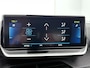 Peugeot e-2008 EV Allure Pack 50 kWh 136pk Automaat | 1ste Eigenaar | Navigatie | Climate Control | Adaptieve Cruise Control | Camera | 17"LMV | LED | Apple Carplay/Android Auto |