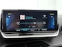 Peugeot e-2008 EV Allure Pack 50 kWh 136pk Automaat | 1ste Eigenaar | Navigatie | Climate Control | Adaptieve Cruise Control | Camera | 17"LMV | LED | Apple Carplay/Android Auto |