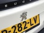 Peugeot e-2008 EV Allure Pack 50 kWh 136pk Automaat | 1ste Eigenaar | Navigatie | Climate Control | Adaptieve Cruise Control | Camera | 17"LMV | LED | Apple Carplay/Android Auto |