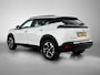 Peugeot e-2008 EV Allure Pack 50 kWh 136pk Automaat | 1ste Eigenaar | Navigatie | Climate Control | Adaptieve Cruise Control | Camera | 17"LMV | LED | Apple Carplay/Android Auto |