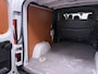 Renault Trafic 2.0 dCi 120 T29 L2H1 Dubbele Cabine Trekhaak Camera Navi Ecc Cruise Control Pdc DAB Business Euro 6 Betonplex Vloer Wandbetimmering Regen-Lichtsensor 2.000kg Trekgewicht 1e Eigenaar 5-Persoons