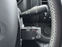 Renault Trafic 2.0 dCi 120 T29 L2H1 Dubbele Cabine Trekhaak Camera Navi Ecc Cruise Control Pdc DAB Business Euro 6 Betonplex Vloer Wandbetimmering Regen-Lichtsensor 2.000kg Trekgewicht 1e Eigenaar 5-Persoons