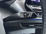 Volkswagen ID.4 First 82kWh SOH 90% Warmtepomp Trekhaak Camera Adap.Cruise Apple Carplay Android Auto Stuur+Stoelverwarming Navi Ecc Pdc Lmv 20" Led Wifi Voorruitverwarming DAB Isofix Verkeersbord detectie 1.000KG Trekgewicht 1e Eigenaar Dealeronderhouden