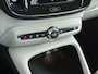 Volvo XC40 T5 262PK Autom. Plugin-Hybrid Leder Trekhaak Harman&Kardon® Navi Ecc Camera Apple Carplay Android Auto Pdc Recharge Business Pro Elek.Achterklep Lmv Led Isofix DAB Lane Keeping Cross Traffic Alert BLIS Road Sign Info 1.800KG Trekvermogen 1e Eigenaar