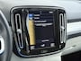 Volvo XC40 T5 262PK Autom. Plugin-Hybrid Leder Trekhaak Harman&Kardon® Navi Ecc Camera Apple Carplay Android Auto Pdc Recharge Business Pro Elek.Achterklep Lmv Led Isofix DAB Lane Keeping Cross Traffic Alert BLIS Road Sign Info 1.800KG Trekvermogen 1e Eigenaar