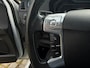 Ford S-Max 2.0-16V 7personen airco cruis control trekhaak stoelverwarming