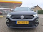 Volkswagen T-Roc 1.5 TSI 150pk R-Line DSG Automaat / Navigatie / LED / LM 18 inch / Parkeersensoren / 2x R-LINE / APP Connect
