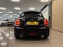 MINI Cooper Mini 1.5 Business * Navigatie / Cruise control / LM Velgen / NL Auto *