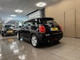 MINI Cooper Mini 1.5 Business * Navigatie / Cruise control / LM Velgen / NL Auto *