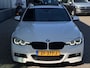 BMW 3-Serie Touring 320i M Sport Edition | Pano | Harman / Kardon | Leder | Head-Up | Achteruitrijcamera |