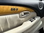 Lexus SC 430 Cabrio v8