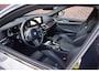 BMW 5-Serie 530e xDrive M-SPORT PANORAMADAK / M-SPORTSTOELEN / 4 WIELSTURING / HUD / TREKHAAK / HARMAN-KARDON / LEER / CAMERA