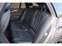 BMW 5-Serie 530e xDrive M-SPORT PANORAMADAK / M-SPORTSTOELEN / 4 WIELSTURING / HUD / TREKHAAK / HARMAN-KARDON / LEER / CAMERA