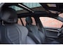 BMW 5-Serie 530e xDrive M-SPORT PANORAMADAK / M-SPORTSTOELEN / 4 WIELSTURING / HUD / TREKHAAK / HARMAN-KARDON / LEER / CAMERA