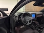 Volvo XC40 Recharge Plus | 97% SoH | All Season banden | Adaptieve Cruise Control | Stoel en Stuurwielverwarming | 19 inch | Parkeercamera | Pilot Assist | BLIS Dode Hoek Detectie | Textiel City Canvas bekleding | Zitting verlenging voorstoelen | Google Infotainment | Keyless Drive | Parkeersensoren voor+achter | Warmtepomp | Privacy Glass | Elektrisch bedienbare achterklep | DAB Radio | Apple Carplay/Android Auto | Alarm Klasse III | Draadloos telefoon opladen | Volvo On Call met mobiele App functie | Onyx Black Metallic |