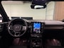 Volvo XC40 Recharge Plus | 97% SoH | All Season banden | Adaptieve Cruise Control | Stoel en Stuurwielverwarming | 19 inch | Parkeercamera | Pilot Assist | BLIS Dode Hoek Detectie | Textiel City Canvas bekleding | Zitting verlenging voorstoelen | Google Infotainment | Keyless Drive | Parkeersensoren voor+achter | Warmtepomp | Privacy Glass | Elektrisch bedienbare achterklep | DAB Radio | Apple Carplay/Android Auto | Alarm Klasse III | Draadloos telefoon opladen | Volvo On Call met mobiele App functie | Onyx Black Metallic |
