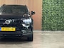 Volvo XC40 Recharge Plus | 97% SoH | All Season banden | Adaptieve Cruise Control | Stoel en Stuurwielverwarming | 19 inch | Parkeercamera | Pilot Assist | BLIS Dode Hoek Detectie | Textiel City Canvas bekleding | Zitting verlenging voorstoelen | Google Infotainment | Keyless Drive | Parkeersensoren voor+achter | Warmtepomp | Privacy Glass | Elektrisch bedienbare achterklep | DAB Radio | Apple Carplay/Android Auto | Alarm Klasse III | Draadloos telefoon opladen | Volvo On Call met mobiele App functie | Onyx Black Metallic |