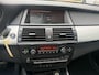BMW X5 xDrive48i High V8 Executive Leer,Schuifdeur,20Inch,Navi,Cruise Trekhaak Bj 2007 355pk Speciale kleur folie