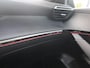 Peugeot 208 GT HYBRID 145pk e-DCS6 automaat, Rijklaarprijs, Camera voor en achter Adaptieve cruise control Keyless entry & start