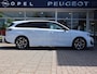Peugeot 308 Sw Allure Avantage Plug-In HYbrid 180pk e-EAT8 Automaat, Rijklaarprijs, 360° Camera Adaptieve cruise control Stoel- en stuurverwarming 7,4kW lader