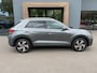 Volkswagen T-Roc 1.5 TSI 150pk DSG R-Line | Camera | Keyless | Elek. Achterklep | Dode hoek | Rijklaar incl. 1 jaar Bovag garantie