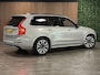 Volvo XC90 T8 AWD Recharge Ultra Dark | Luchtvering | Trekhaak | 360 Camera | Head-Up Display | Harman Kardon | 455pk | Adaptieve Cruise Control | Stoelverwarming voor+achter | Stuurwielverwarming | Schuifdak | Full LED Meesturende koplampen | Pilot Assist | BLIS Dode Hoek Detectie | Alcantara hemelbekleding | Lederen zonnekleppen en handgrepen | Elektrische voorstoelen geheugen | Lederen bekleding | Zitting verlenging voorstoelen | Lederen dashboard | 20 Inch | Google Infotainment | Keyless Drive | Privacy Glass | Elektrisch bedienbare achterklep | Geïntegreerd kinderzitje achterin | Geïntegreerde zongordijnen achterportieren | Verlichte instaplijsten | 7-Persoons | 4-Zone Climate Control | DAB Radio | Apple Carplay/Android Auto | Alarm Klasse III | Silver Dawn Metallic |