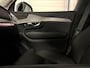 Volvo XC90 T8 AWD Recharge Ultra Dark | Luchtvering | Trekhaak | 360 Camera | Head-Up Display | Harman Kardon | 455pk | Adaptieve Cruise Control | Stoelverwarming voor+achter | Stuurwielverwarming | Schuifdak | Full LED Meesturende koplampen | Pilot Assist | BLIS Dode Hoek Detectie | Alcantara hemelbekleding | Lederen zonnekleppen en handgrepen | Elektrische voorstoelen geheugen | Lederen bekleding | Zitting verlenging voorstoelen | Lederen dashboard | 20 Inch | Google Infotainment | Keyless Drive | Privacy Glass | Elektrisch bedienbare achterklep | Geïntegreerd kinderzitje achterin | Geïntegreerde zongordijnen achterportieren | Verlichte instaplijsten | 7-Persoons | 4-Zone Climate Control | DAB Radio | Apple Carplay/Android Auto | Alarm Klasse III | Silver Dawn Metallic |