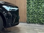 Volvo XC60 T8 AWD Recharge Ultra Black Edition | Luchtvering | Trekhaak | 360° Camera | 455pk | Head-Up Display | Adaptieve Cruise Control | Stoelverwarming voor+achter | Stuurwielverwarming | Schuifdak | Full LED Meesturende koplampen | Pilot Assist | BLIS Dode Hoek Detectie | Elektrische voorstoelen geheugen | R-Design Contour stoelen met wit stiksel en bies | Zitting verlenging voorstoelen | Lederen dashboard | 21 Inch | Google Infotainment | Keyless Drive | Elektrisch bedienbare achterklep | DAB Radio | Apple Carplay/Android Auto | Alarm Klasse III | Draadloos telefoon opladen | Volvo On Call met mobiele App functie | Onyx Black Metallic |
