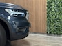 Volvo XC40 T5 Recharge Inscription | Trekhaak | Harman Kardon | Adaptieve Cruise Control | Bestuurdersstoel elektrisch geheugen | Standkachel met Volvo On Call App | Stoel en Stuurwielverwarming | Full LED meesturende koplampen | Pilot Assist | BLIS Dode Hoek Detectie | Parkeercamera | Lederen bekleding | Zitting verlenging voorstoelen | Passagiersstoel elektrisch | 19 Inch | Keyless Drive | Parkeersensoren voor+achter | Elektrisch bedienbare achterklep | Privacy Glass | Breedstralers in voorbumper | Draadloos telefoon opladen | Climate Control L+R | DAB Radio | Apple Carplay/Android Auto | Volvo On Call met mobiele App functie | Denim Blue Metallic |