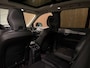 Volvo XC90 T8 AWD Recharge Plus Bright Long Range | Trekhaak | 360° Camera | Harman Kardon | 455pk | Adaptieve Cruise Control | Standkachel met Volvo On Call App | Stoelverwarming voor+achter | Stuurwielverwarming | Schuifdak | Full LED Meesturende koplampen | Pilot Assist | BLIS Dode Hoek Detectie | Elektrische voorstoelen geheugen | Lederen bekleding | Zitting verlenging voorstoelen | Lederen dashboard | 20 Inch | Google Infotainment | Keyless Drive | Privacy Glass | Elektrisch bedienbare achterklep | Geïntegreerd kinderzitje achterin | Geïntegreerde zongordijnen achterportieren | Verlichte instaplijsten | 7-Persoons | 4-Zone Climate Control | DAB Radio | Apple Carplay/Android Auto | Alarm Klasse III | Draadloos telefoon opladen | Volvo On Call met mobiele App functie | Platinum Grey Metallic |