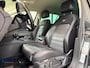 Volkswagen Passat Variant 1.8 TSI 2x R-Line 180pk DSG | Leer Trekhaak ACC Massage Stoelver. Climate Navi