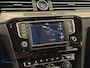 Volkswagen Passat Variant 1.8 TSI 2x R-Line 180pk DSG | Leer Trekhaak ACC Massage Stoelver. Climate Navi
