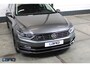 Volkswagen Passat Variant 1.8 TSI 2x R-Line 180pk DSG | Leer Trekhaak ACC Massage Stoelver. Climate Navi