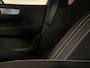 Volvo EX40 Single Motor Extended Range Ultra 82 kWh | Schuifdak | 360° Camera | Harman Kardon | Adaptieve Cruise Control | Bestuurdersstoel elektrisch geheugen | Stoel en Stuurwielverwarming | 19 Inch | Passagiersstoel elektrisch | Microtech / alcantara bekleding met wit stiksel en bies | Zitting verlenging voorstoelen | Pilot Assist | BLIS Dode Hoek Detectie | Warmtepomp | Google Infotainment | Keyless Drive | Verlichtingspack 2 | Parkeersensoren voor+achter | Privacy Glass | Elektrisch bedienbare achterklep | Draadloos telefoon opladen | DAB Radio | Apple Carplay/Android Auto | Volvo On Call met mobiele App functie | Onyx Black Metallic |