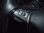 Volkswagen Golf 1.0 TSI Comfortline Business | CarPlay • Camera • Climate • NAP