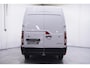 Renault Master 2.3 dCi 135 pk L2H2 Navi, Camera, Trekhaak, NAP BPM Vrij, Laadruimte Pakket, PDC V+A, 3-Zits