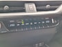 Lexus UX 250h F Sport Line | Head up display, Dodehoekherkenning, 18 inch, Stoel + Stuurverwarming, Keyless