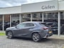 Lexus UX 250h F Sport Line | Head up display, Dodehoekherkenning, 18 inch, Stoel + Stuurverwarming, Keyless