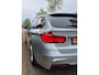 BMW 3-Serie Touring M Sport Apple CarPlay dig.dash Navi GR NAP NL Edition M Sport Shadow Executive