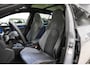 Volkswagen Golf Variant 1.5 eTSI R-Line * Pano - Keyless - IQ Light - ACC - Blind Spot - 18" - Sfeer *