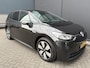 Volkswagen ID.3 Pro Advantage 58 kWh Airco - Achteruitrijcamera - Navigatie - Apple carplay - parkeersensoren - Voorstoelen verwarmd - Rondomzicht camera - Licht metalen velgen 18 inch - Radio - Led verlichting  - Stuur multifunctioneel - Cruise control
