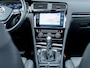 Volkswagen Golf Variant 1.5 TSI Highline R Line | Schuif/ Kantel Dak | Origineel NL | Keyless | Camera | Stoelverwarming | Adaptieve Cruise Control | DAB+ | Climate Control | ErgoActive Massage Stoel | Velours Bekleding |