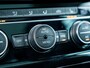 Volkswagen Golf Variant 1.5 TSI Highline R Line | Schuif/ Kantel Dak | Origineel NL | Keyless | Camera | Stoelverwarming | Adaptieve Cruise Control | DAB+ | Climate Control | ErgoActive Massage Stoel | Velours Bekleding |
