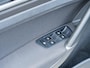 Volkswagen Golf Variant 1.5 TSI Highline R Line | Schuif/ Kantel Dak | Origineel NL | Keyless | Camera | Stoelverwarming | Adaptieve Cruise Control | DAB+ | Climate Control | ErgoActive Massage Stoel | Velours Bekleding |